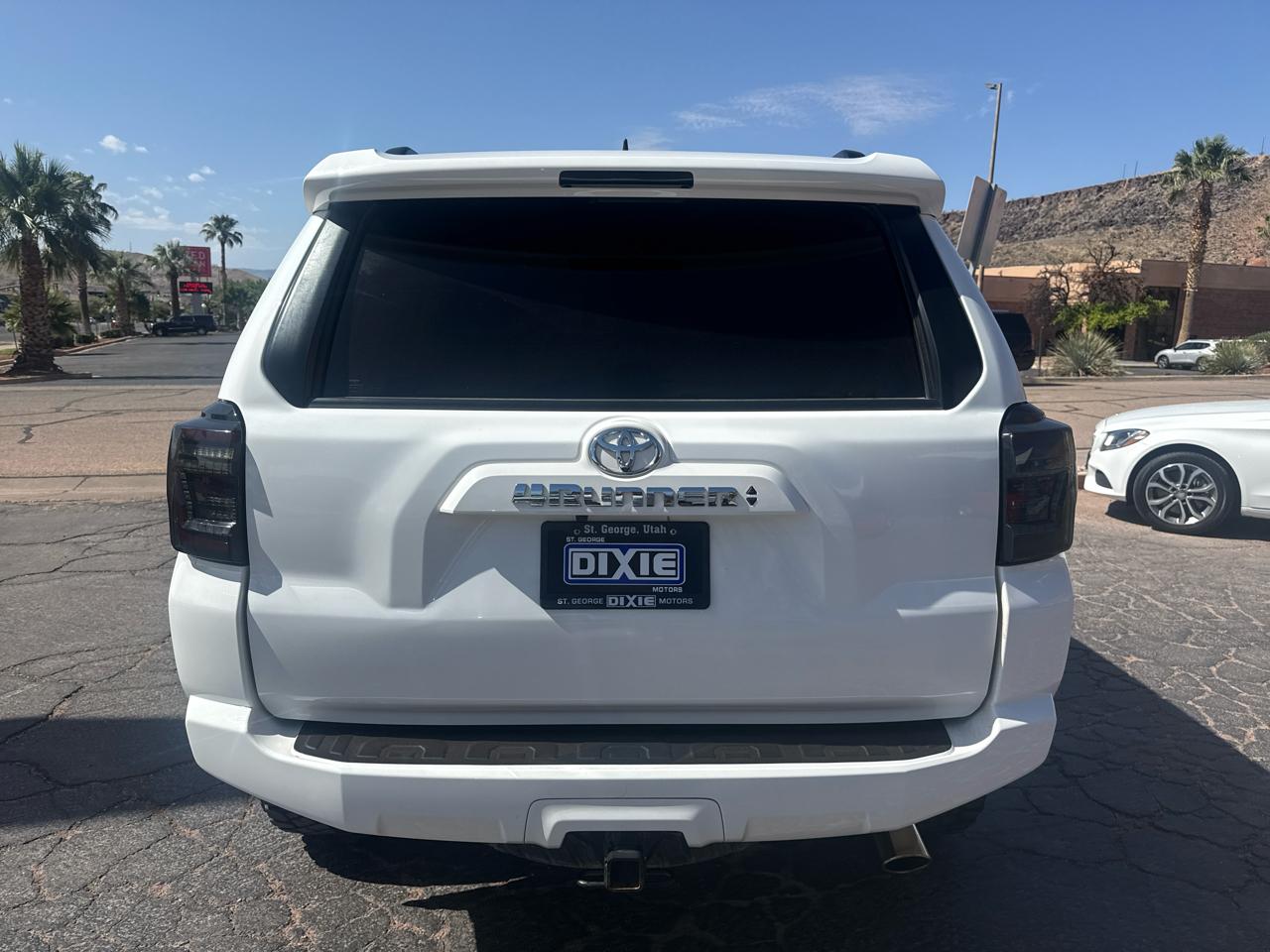 Toyota 4Runner SR5 Premium 4WD 2021
