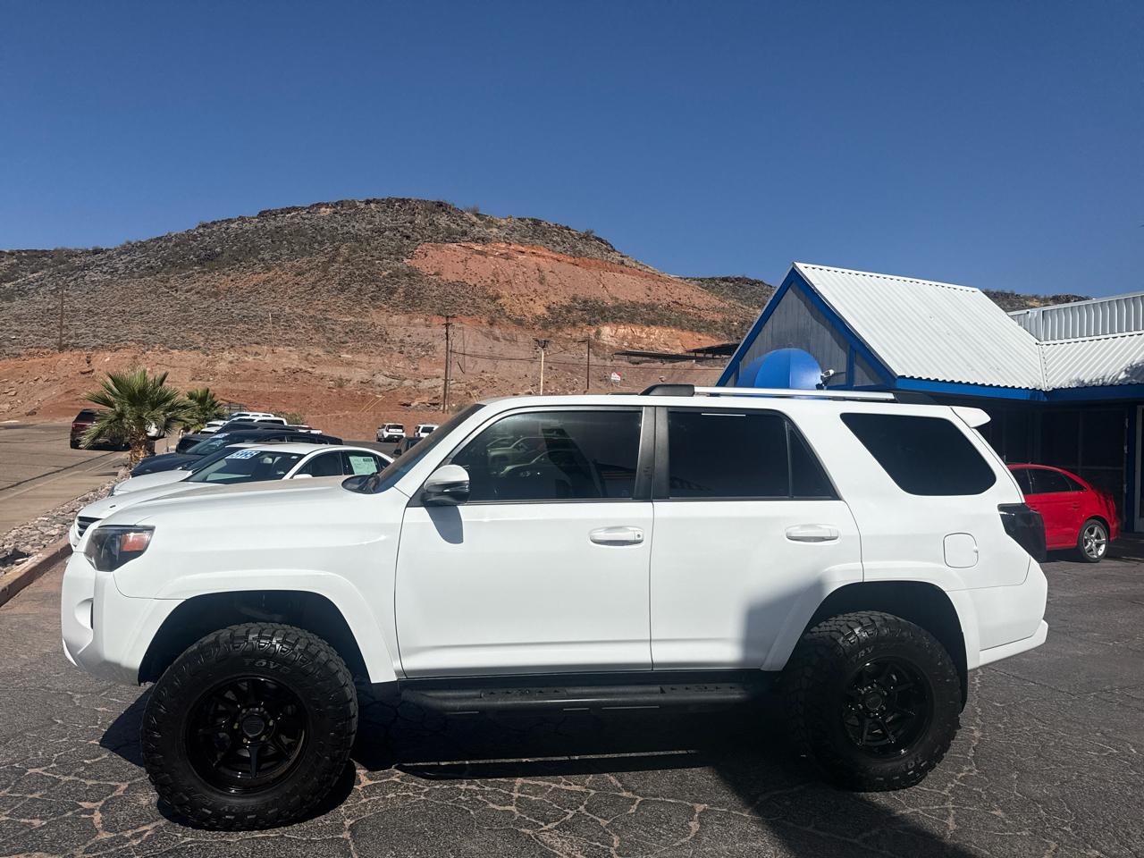 Toyota 4Runner SR5 Premium 4WD 2021