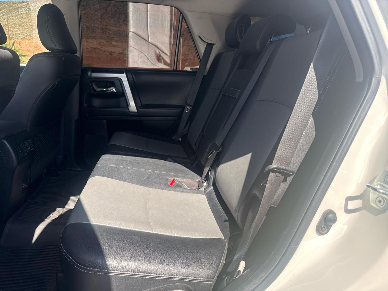Toyota 4Runner SR5 Premium 4WD 2021