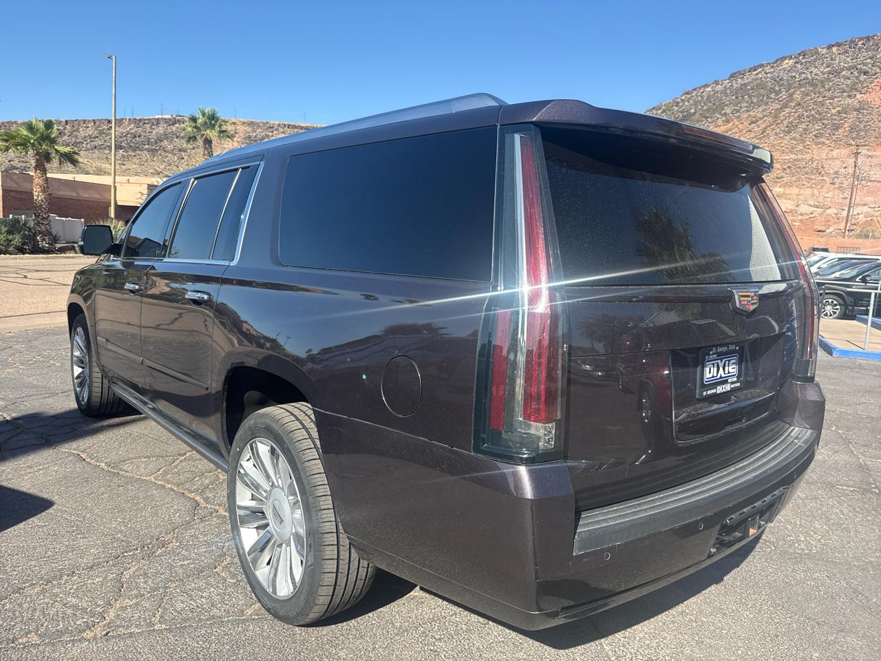 Cadillac Escalade ESV Platinum 4WD 2015