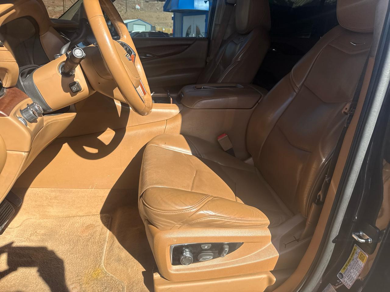 Cadillac Escalade ESV Platinum 4WD 2015