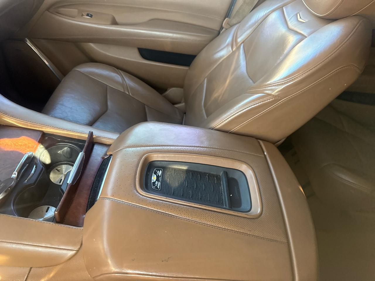 Cadillac Escalade ESV Platinum 4WD 2015