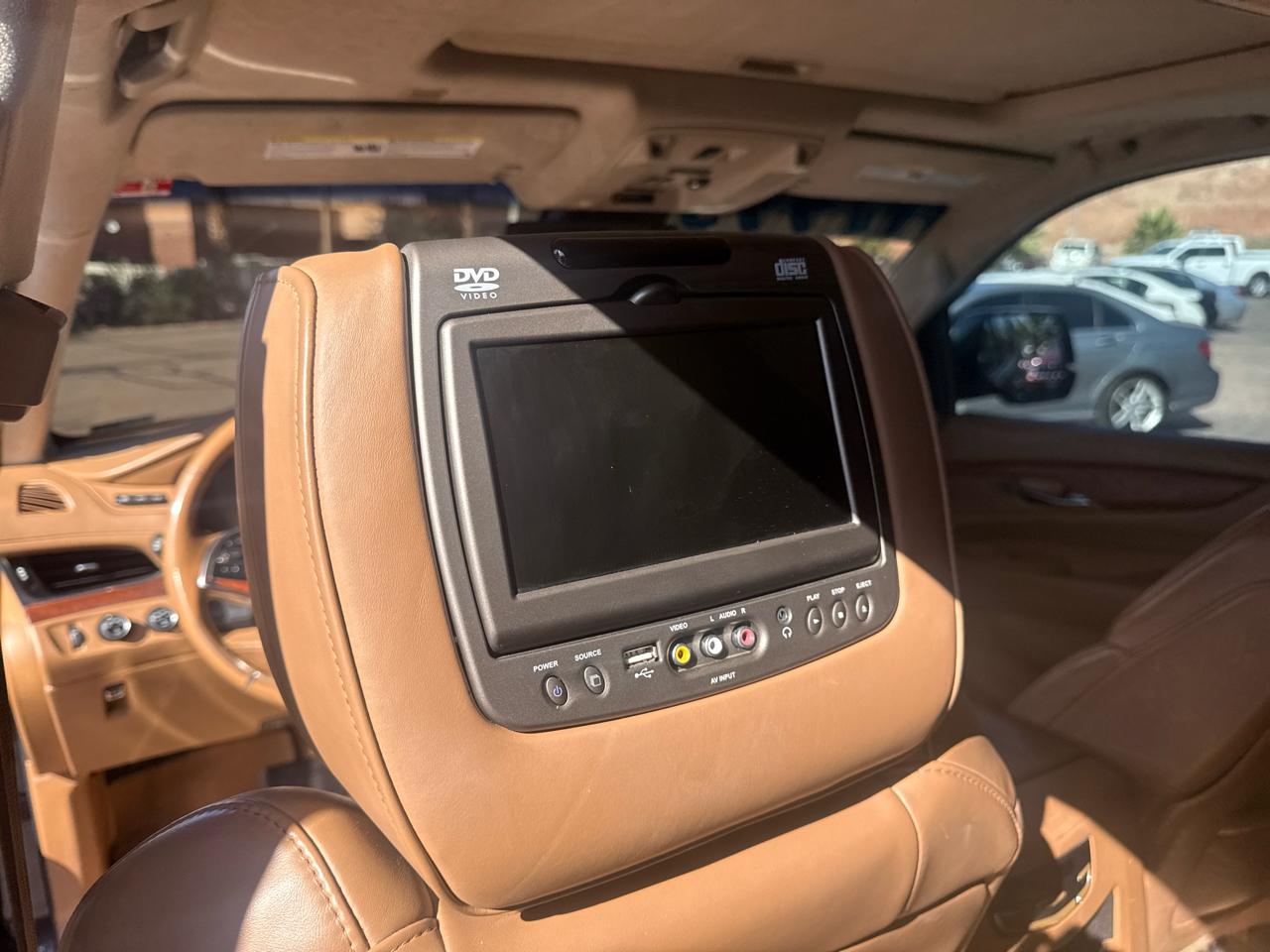 Cadillac Escalade ESV Platinum 4WD 2015