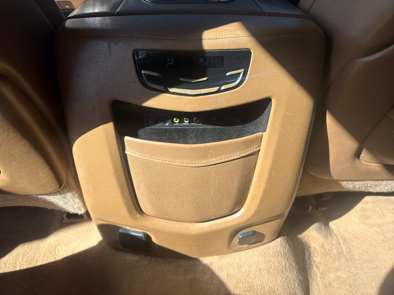 Cadillac Escalade ESV Platinum 4WD 2015