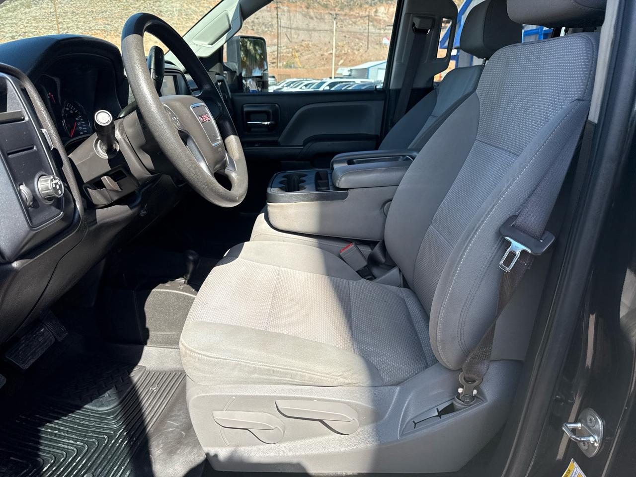 Cadillac Escalade ESV Platinum 4WD 2015