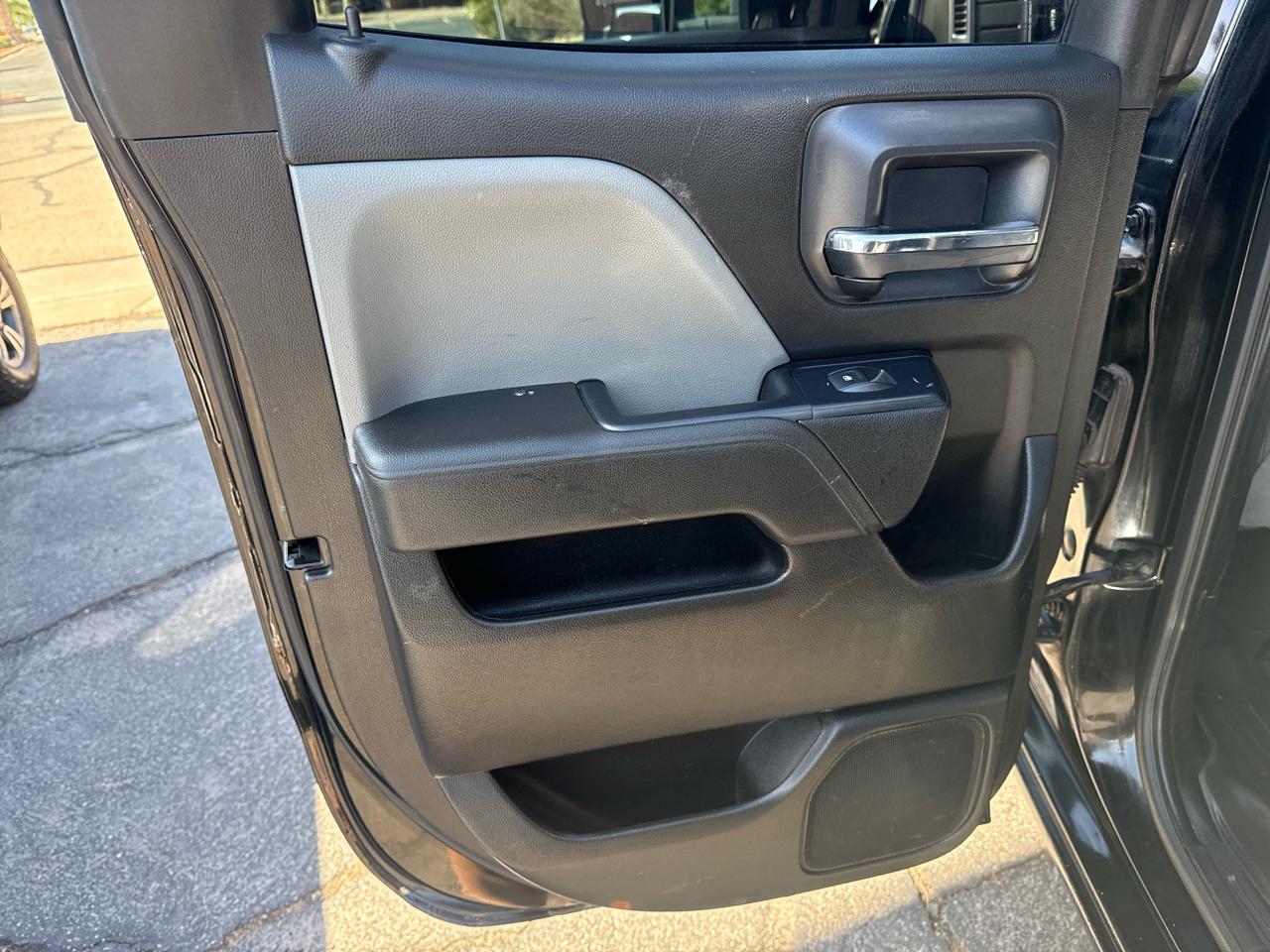 Cadillac Escalade ESV Platinum 4WD 2015