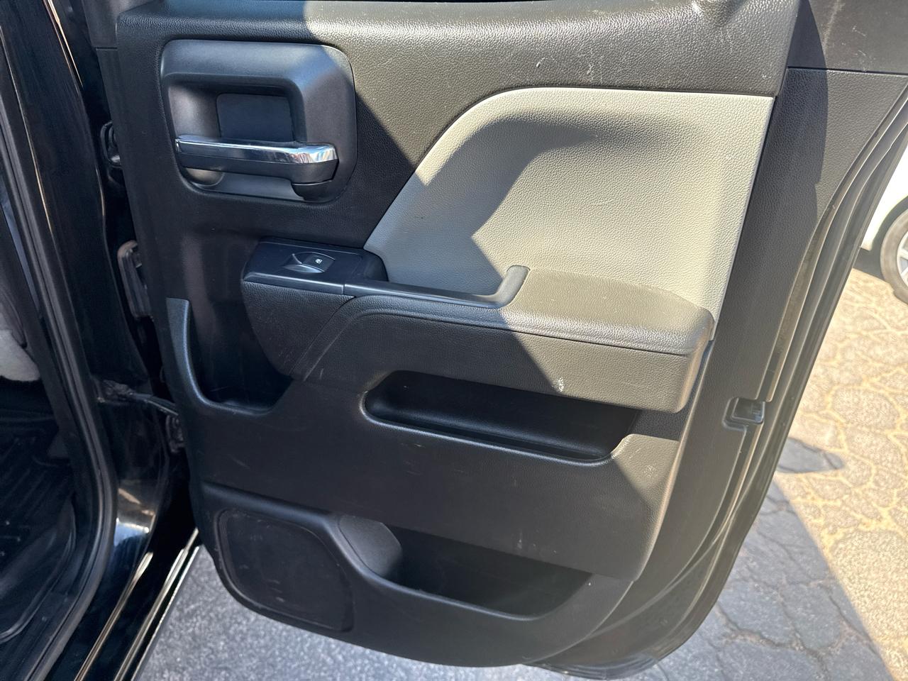 Cadillac Escalade ESV Platinum 4WD 2015