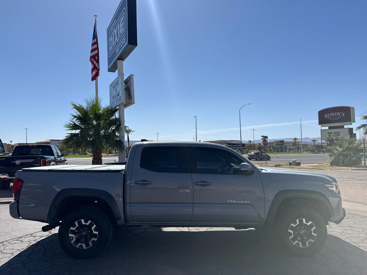 Toyota Tacoma 4WD Double Cab V6 AT TRD Off Road (Natl) 2018
