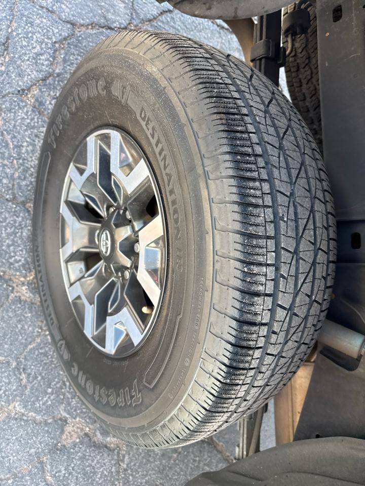 Toyota Tacoma 4WD Double Cab V6 AT TRD Off Road (Natl) 2018