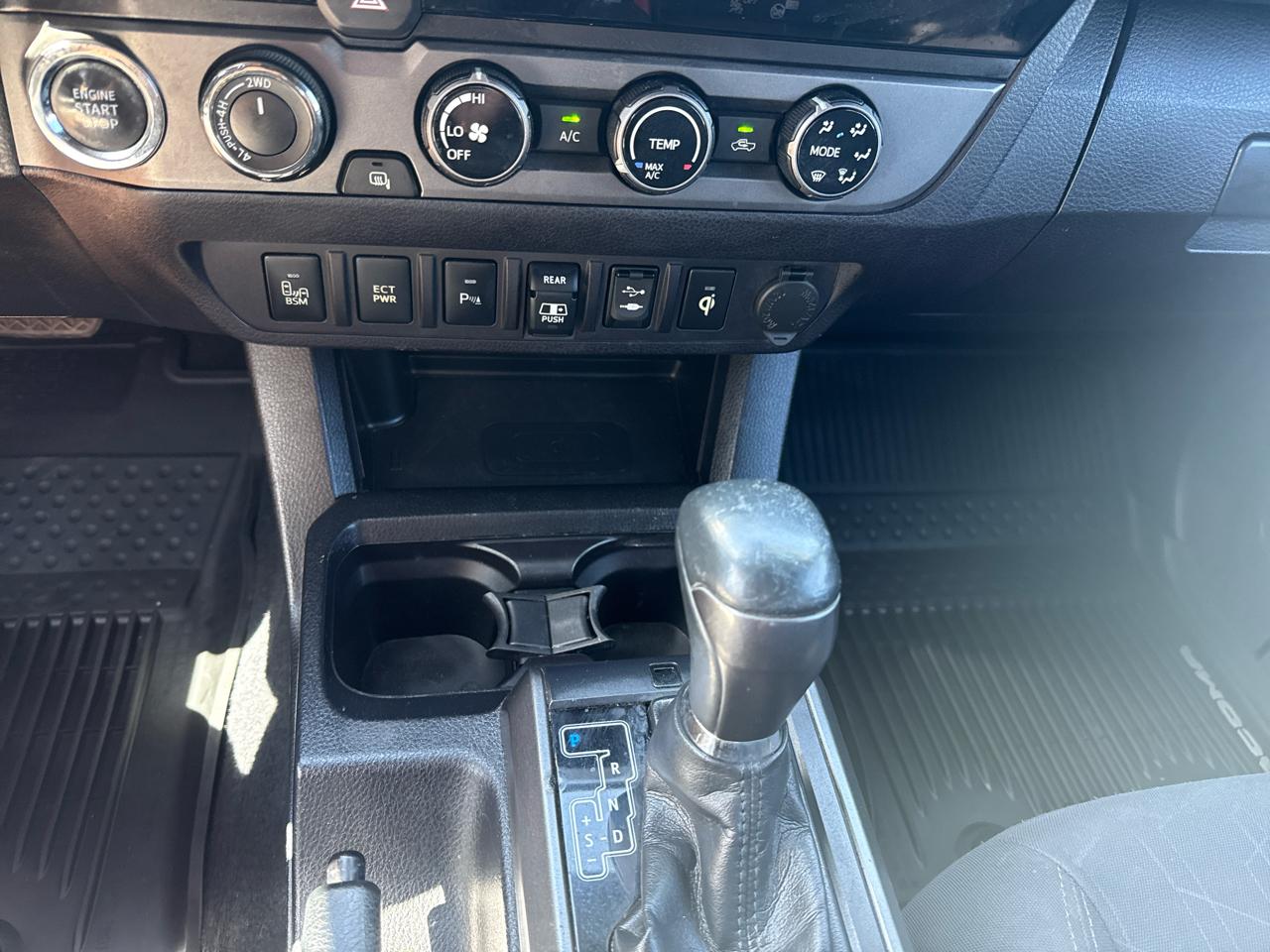 Toyota Tacoma 4WD Double Cab V6 AT TRD Off Road (Natl) 2018