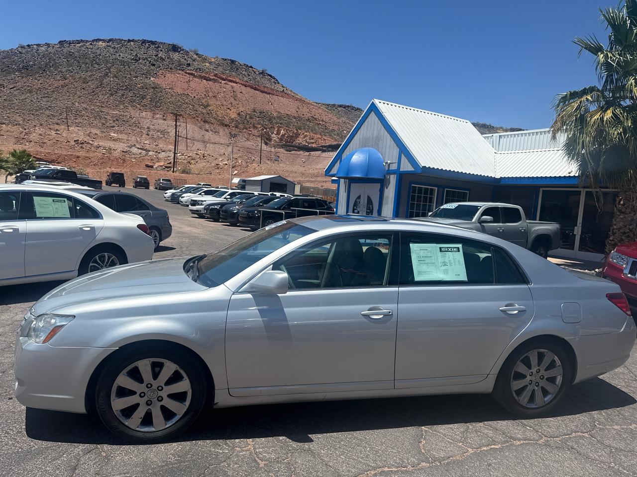 Toyota Avalon XL 2005