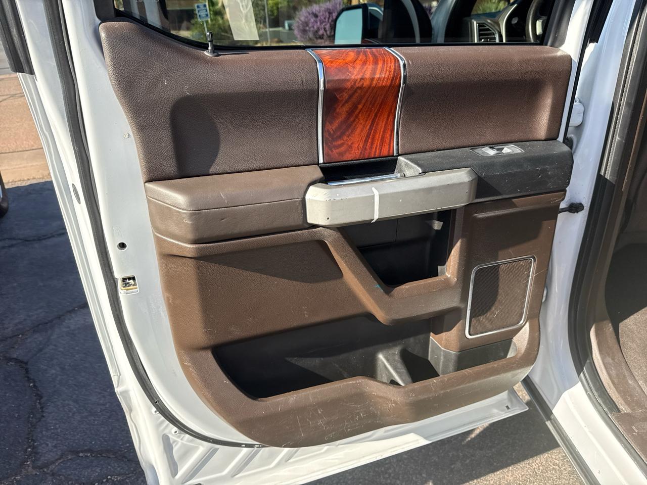 Ford F-150 4WD SuperCrew 145" King Ranch 2016
