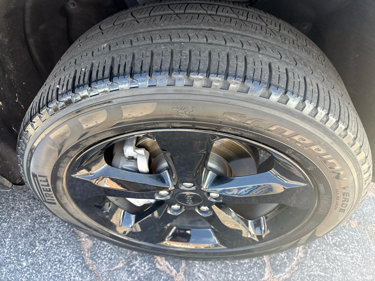 Jeep Grand Cherokee Limited 4WD 2023