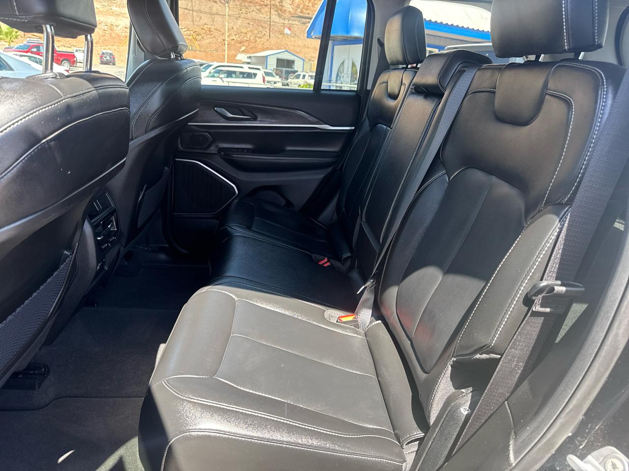 Jeep Grand Cherokee Limited 4WD 2023