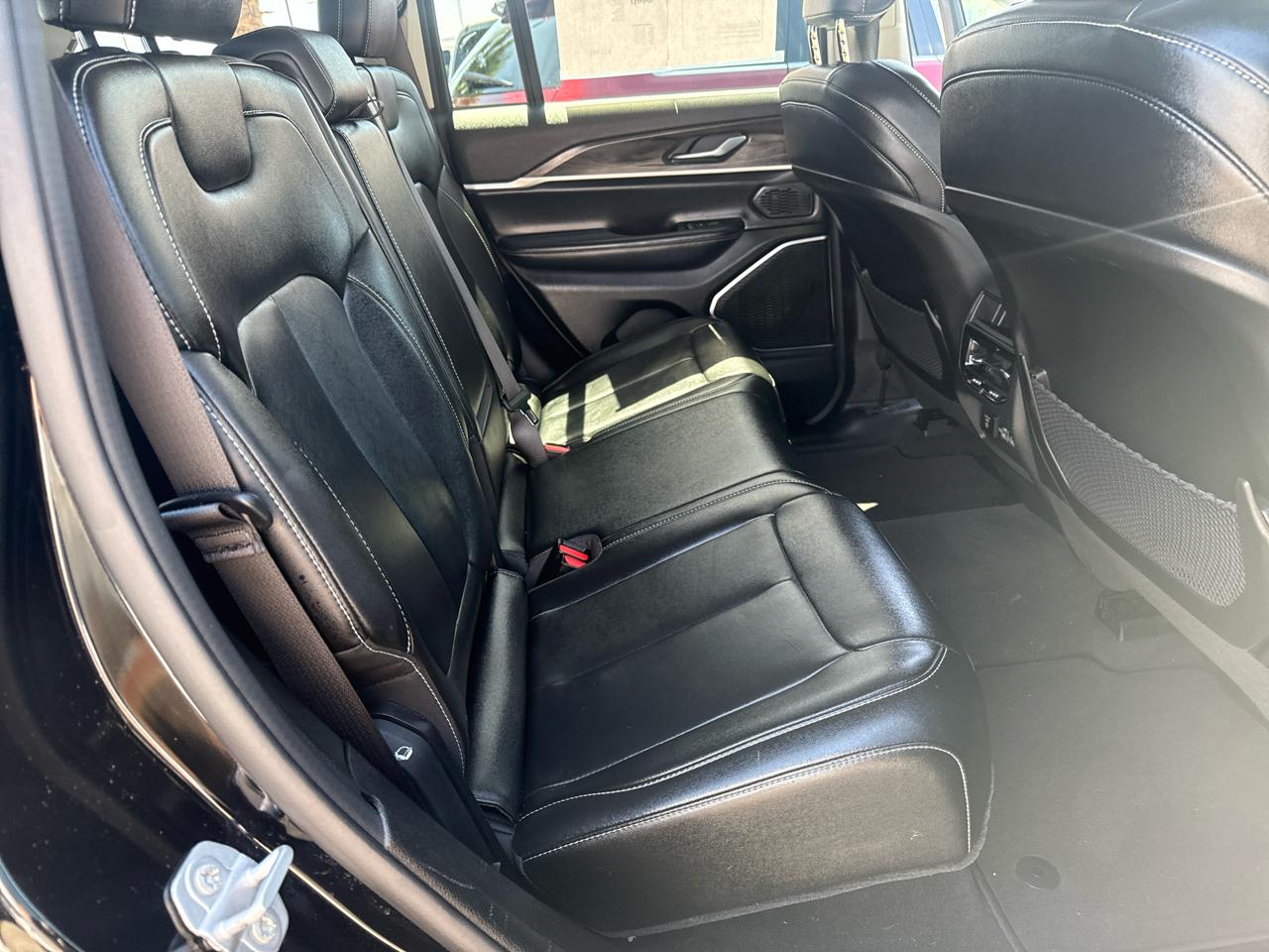 Jeep Grand Cherokee Limited 4WD 2023