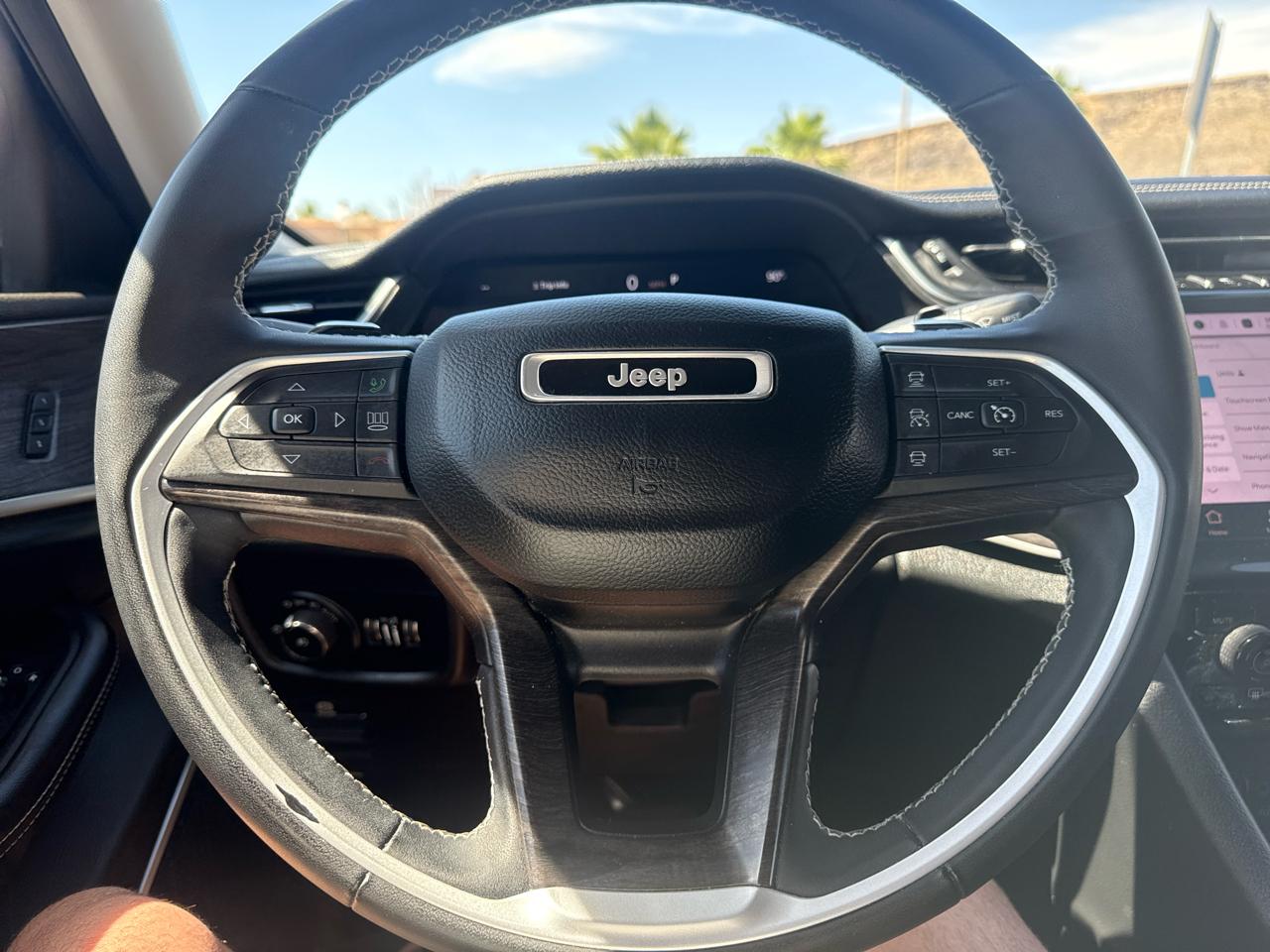 Jeep Grand Cherokee Limited 4WD 2023