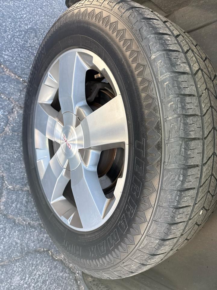 GMC Acadia SLT-1 AWD 2012
