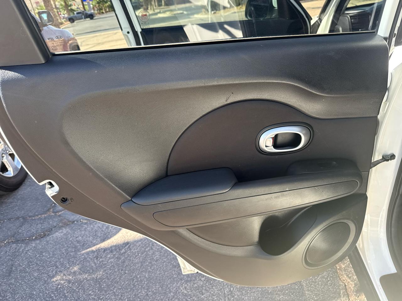 Kia Soul Base 6A 2016