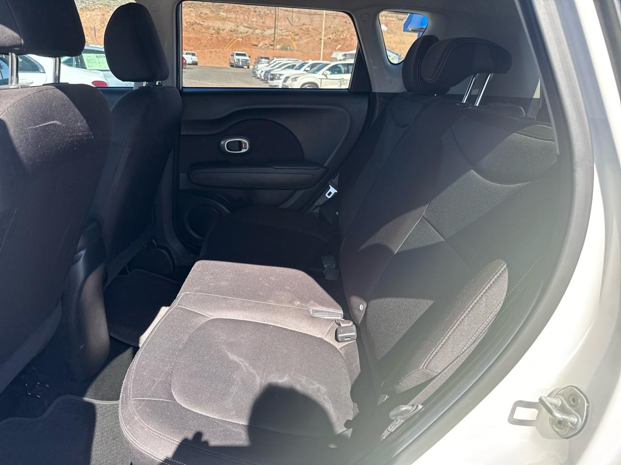 Kia Soul Base 6A 2016