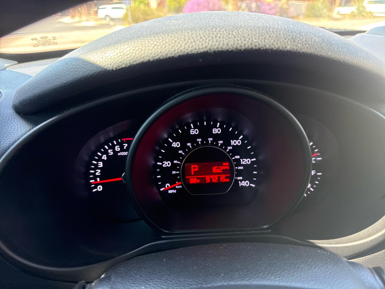 Kia Soul Base 6A 2016