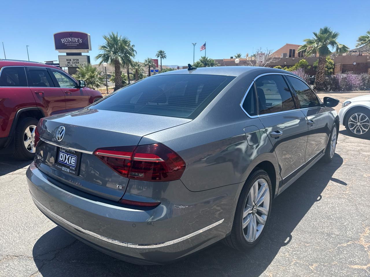 Volkswagen Passat SE w/Technology 2017
