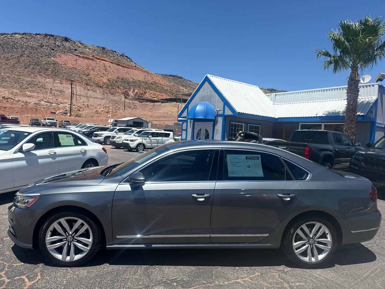 Volkswagen Passat SE w/Technology 2017