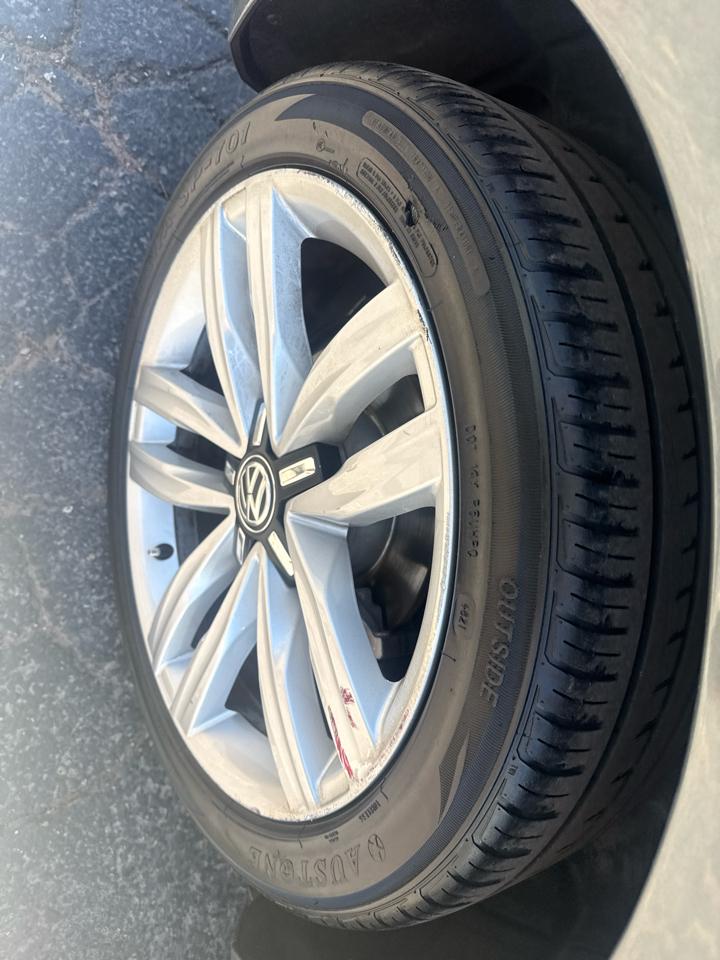 Volkswagen Passat SE w/Technology 2017