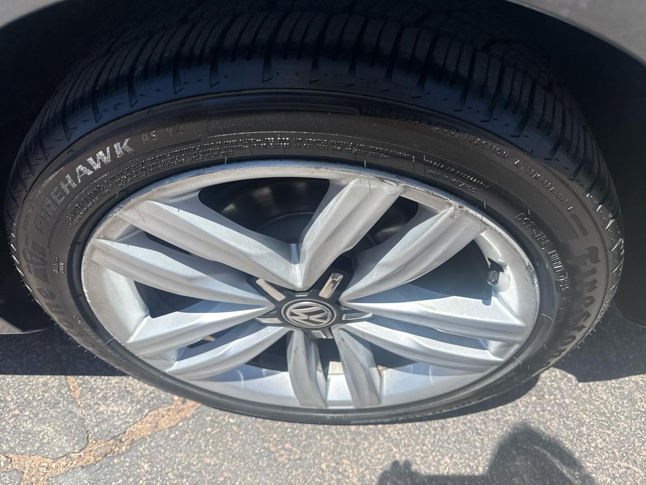 Volkswagen Passat SE w/Technology 2017