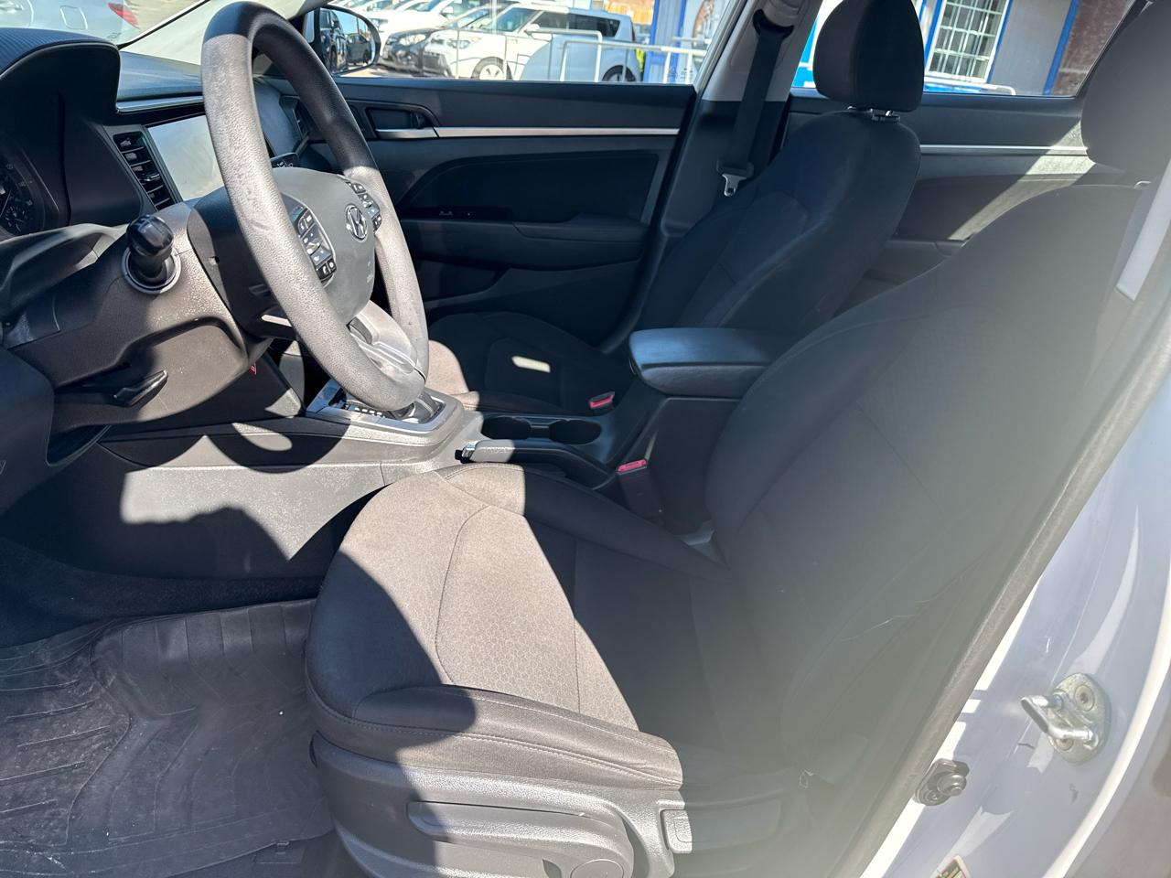 Hyundai Elantra Limited 2020