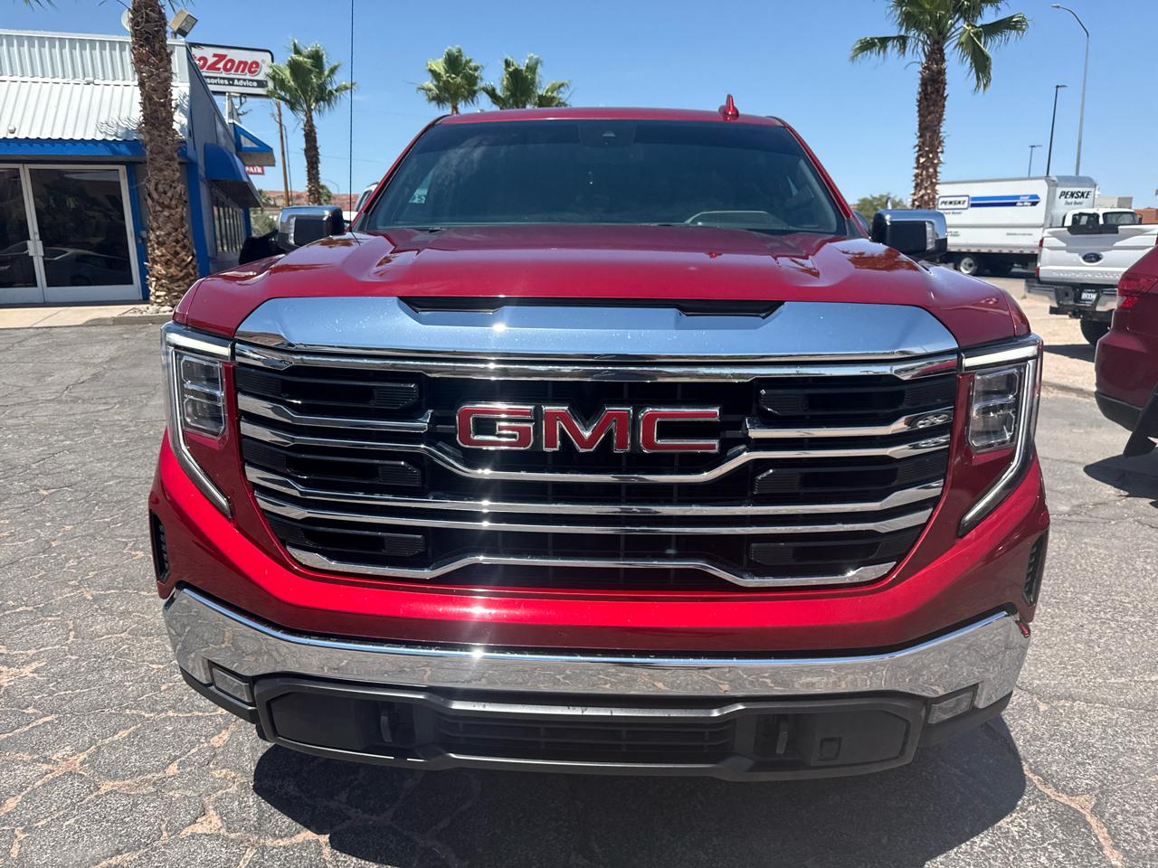GMC Sierra 1500 4WD Crew Cab 147" SLT 2023