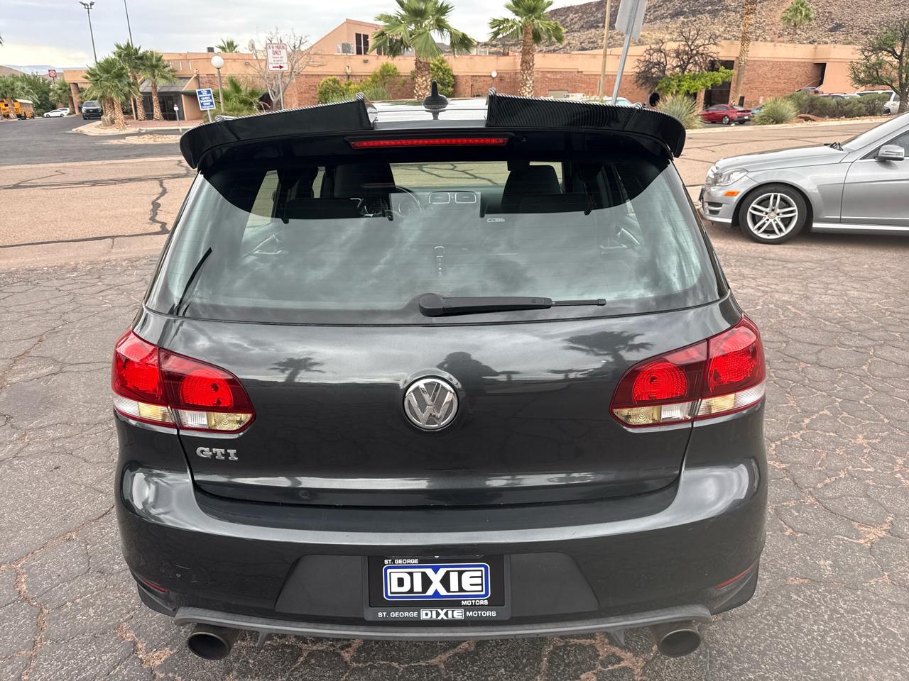 Volkswagen GTI 4-door 2012