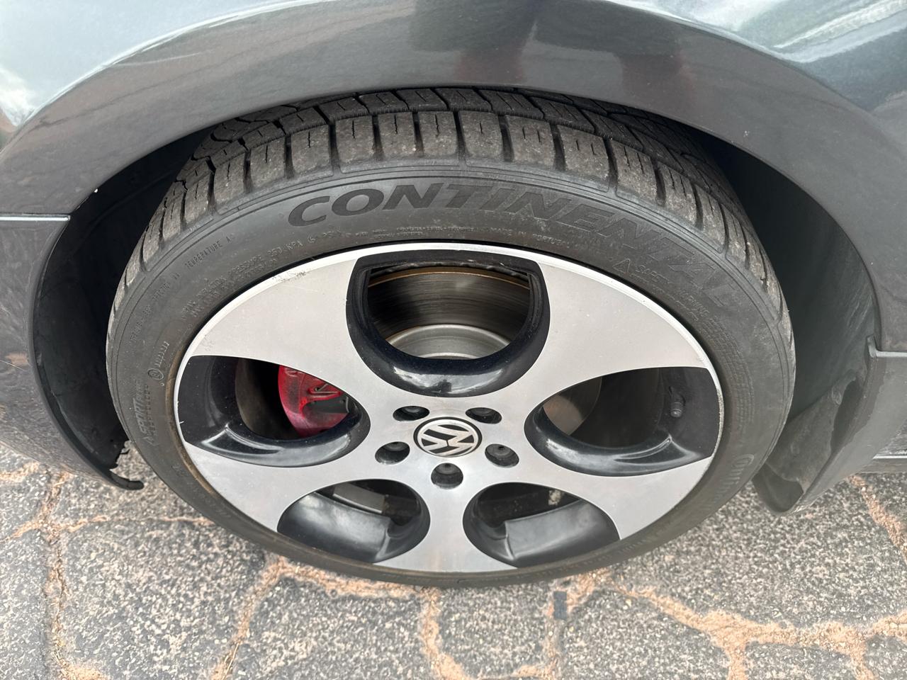 Volkswagen GTI 4-door 2012