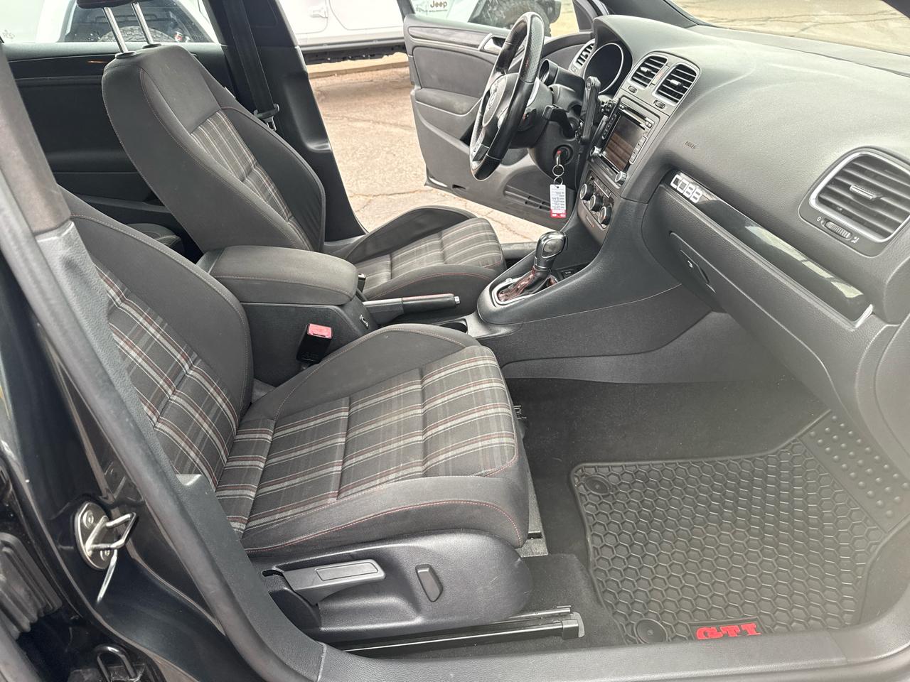 Volkswagen GTI 4-door 2012