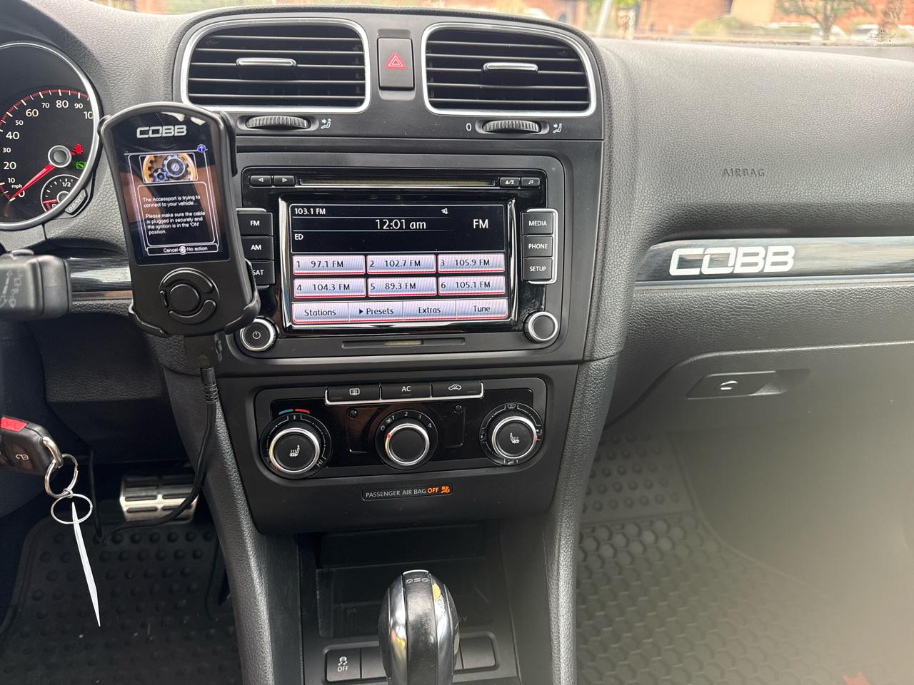 Volkswagen GTI 4-door 2012