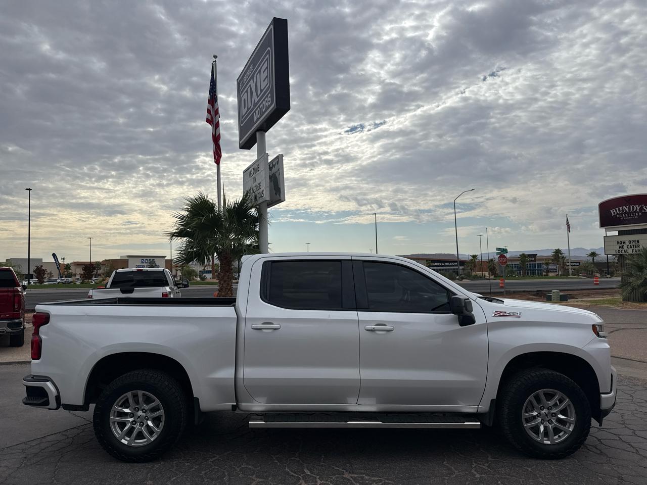 Chevrolet Silverado 1500 4WD Double Cab 147" RST 2020