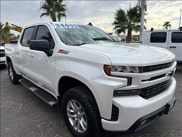 2020 Chevrolet Silverado 1500 4WD Crew Cab 147" RST