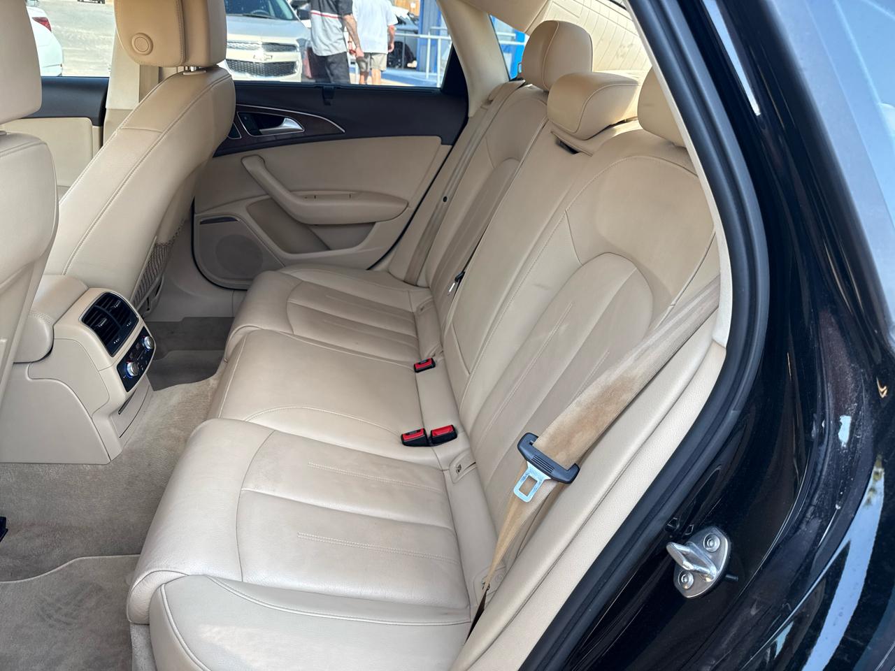 Audi A6 2.0T Premium Plus 2015