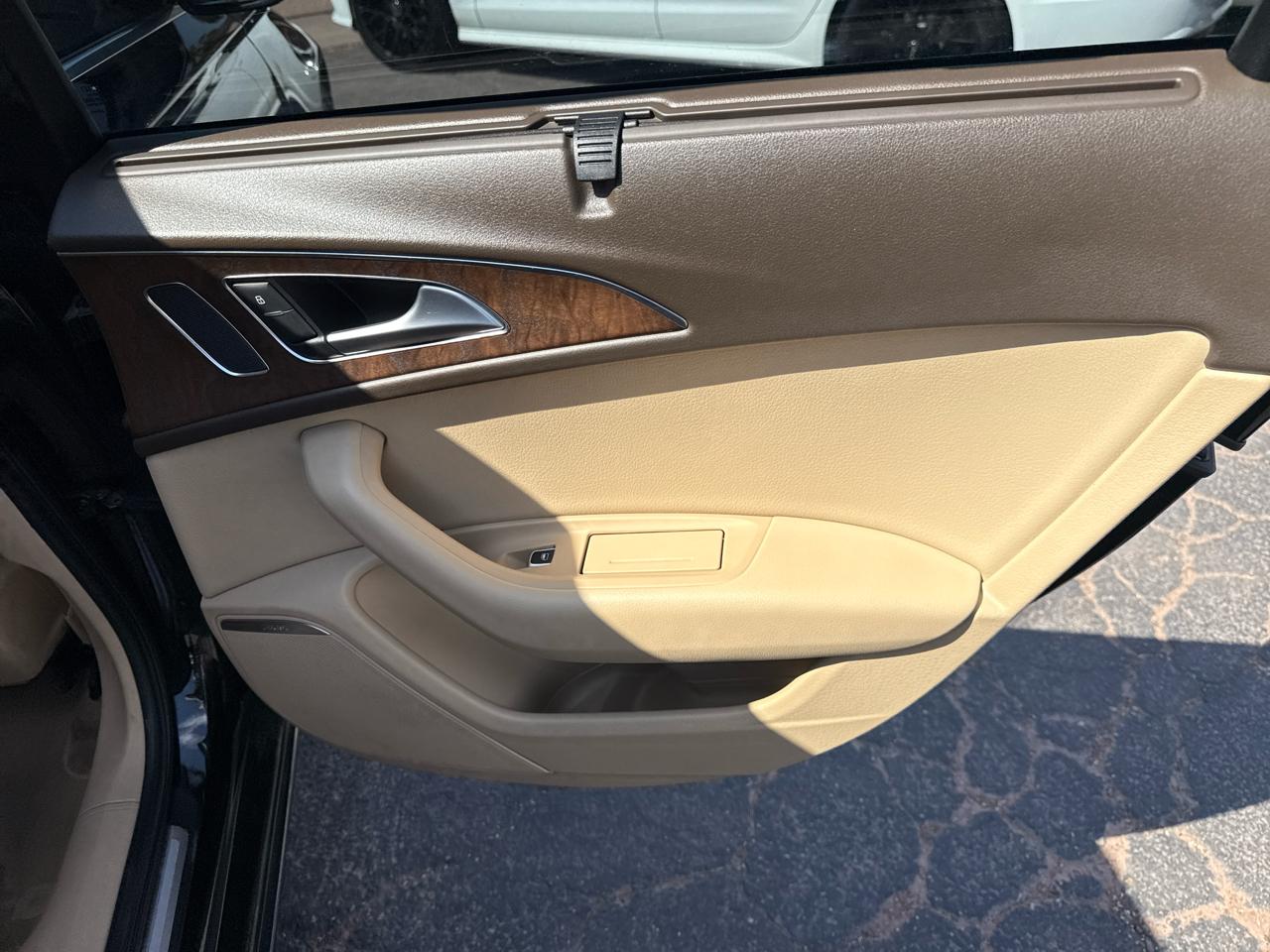 Audi A6 2.0T Premium Plus 2015