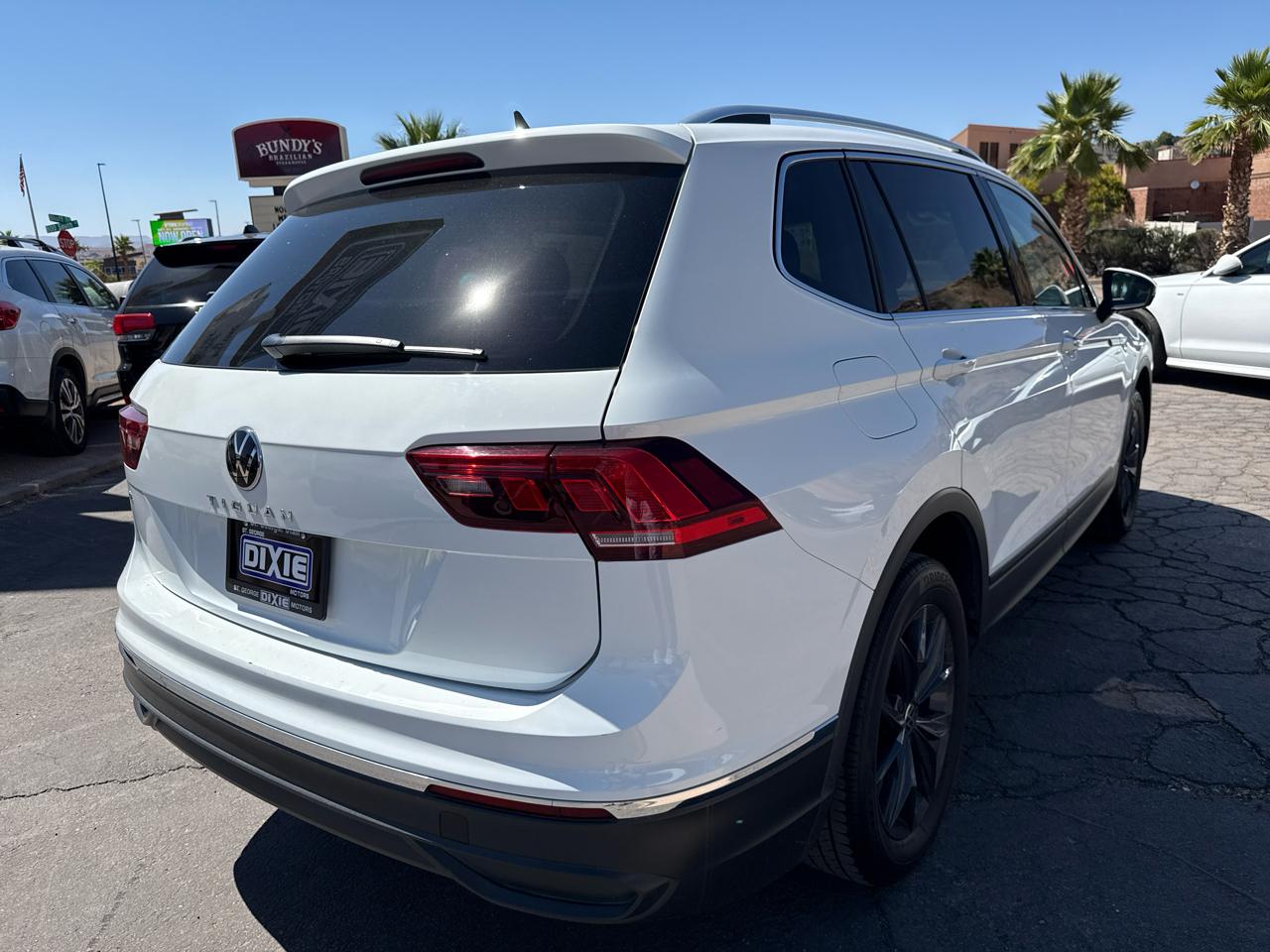 Volkswagen Tiguan SE 2024