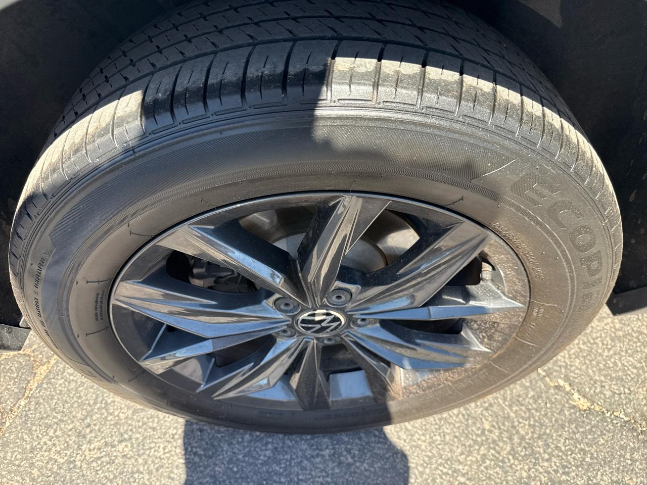 Volkswagen Tiguan SE 2024