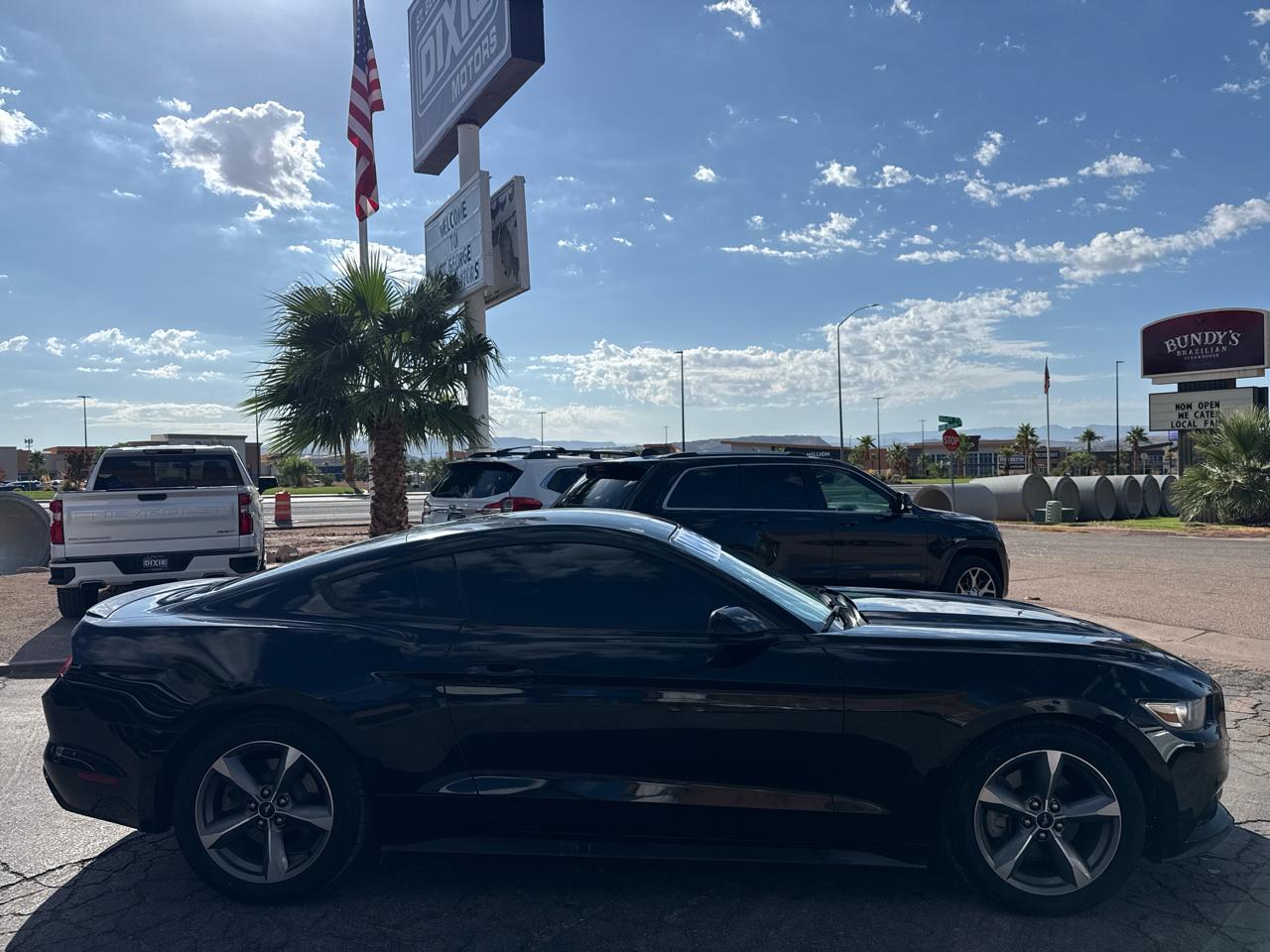 Ford Mustang V6 Coupe 2016