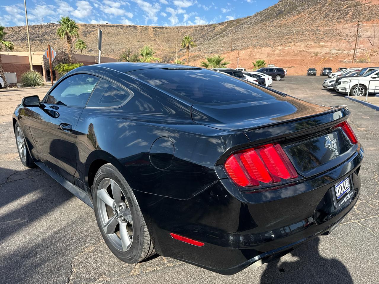 Ford Mustang V6 Coupe 2016