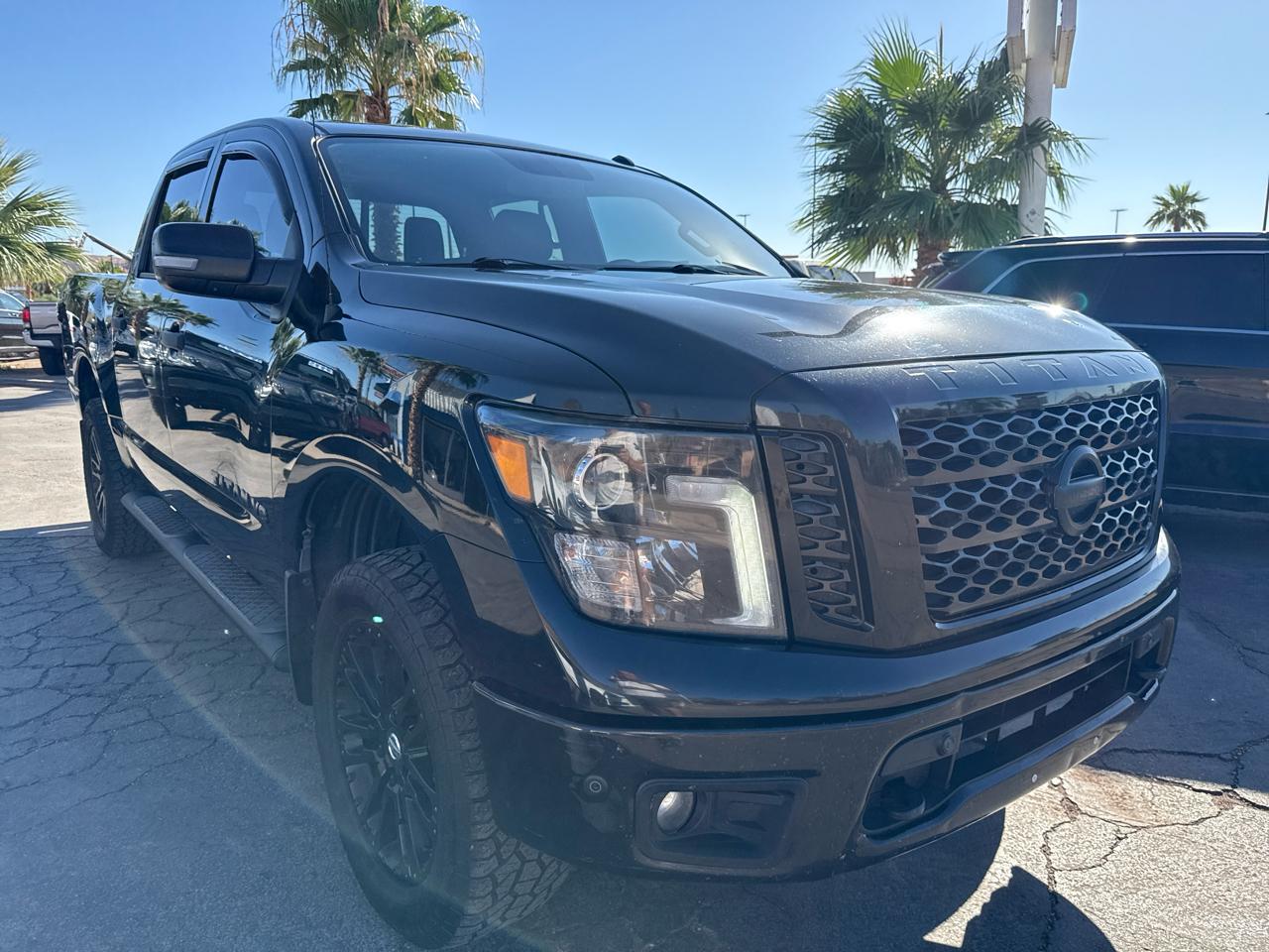 Nissan Titan 4WD Crew Cab SWB SV 2019