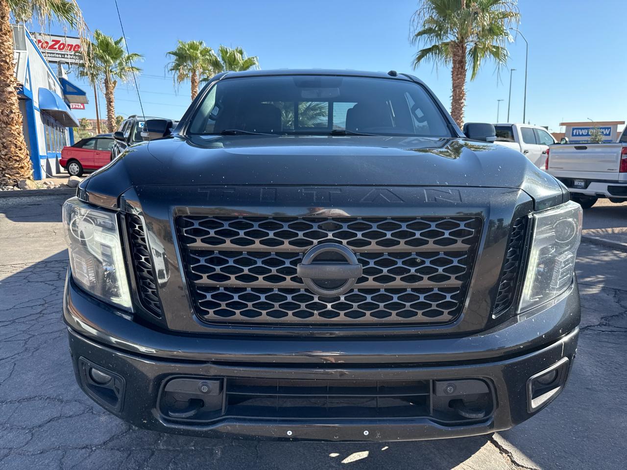 Nissan Titan 4WD Crew Cab SWB SV 2019