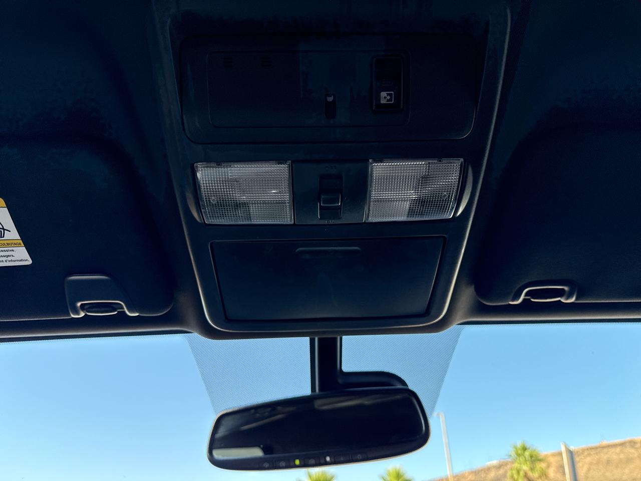 Nissan Titan 4WD Crew Cab SWB SV 2019
