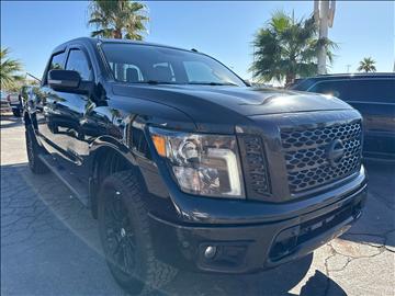 2019 Nissan Titan 4WD Crew Cab SWB SV