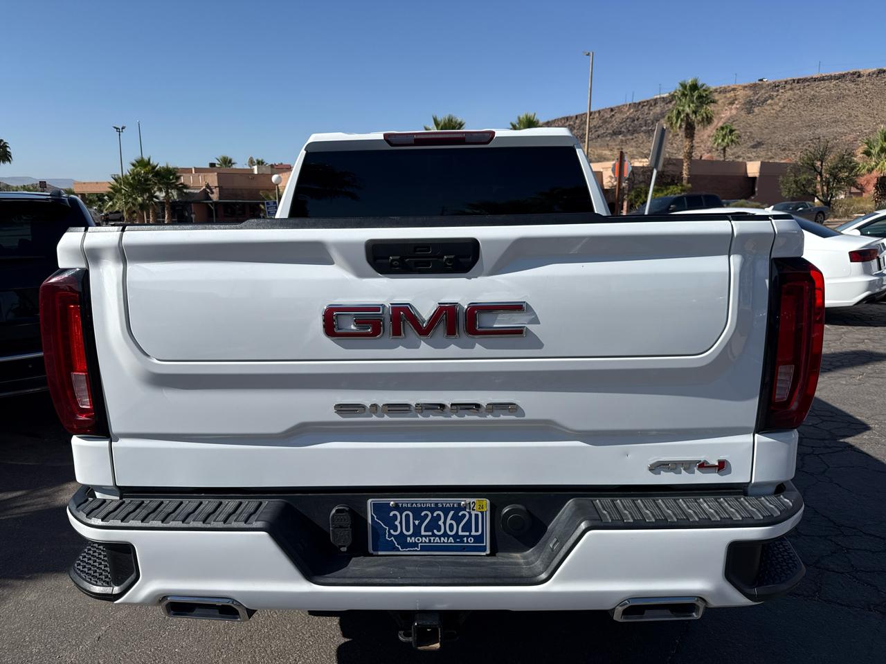 GMC Sierra 1500 AT4 Crew Cab Short Box 4WD 2021