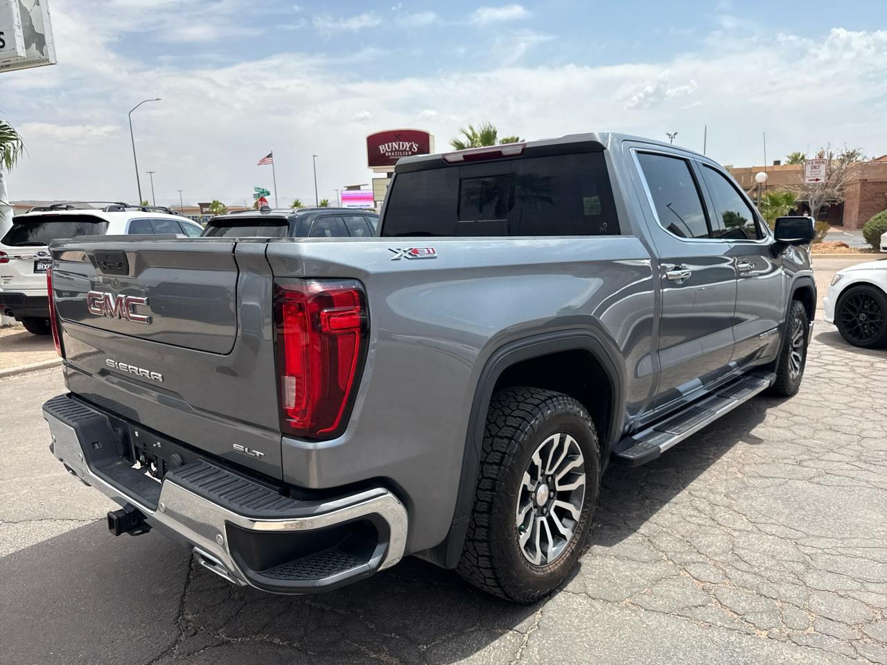 GMC Sierra 1500 4WD Crew Cab 153.0" SLT 2020
