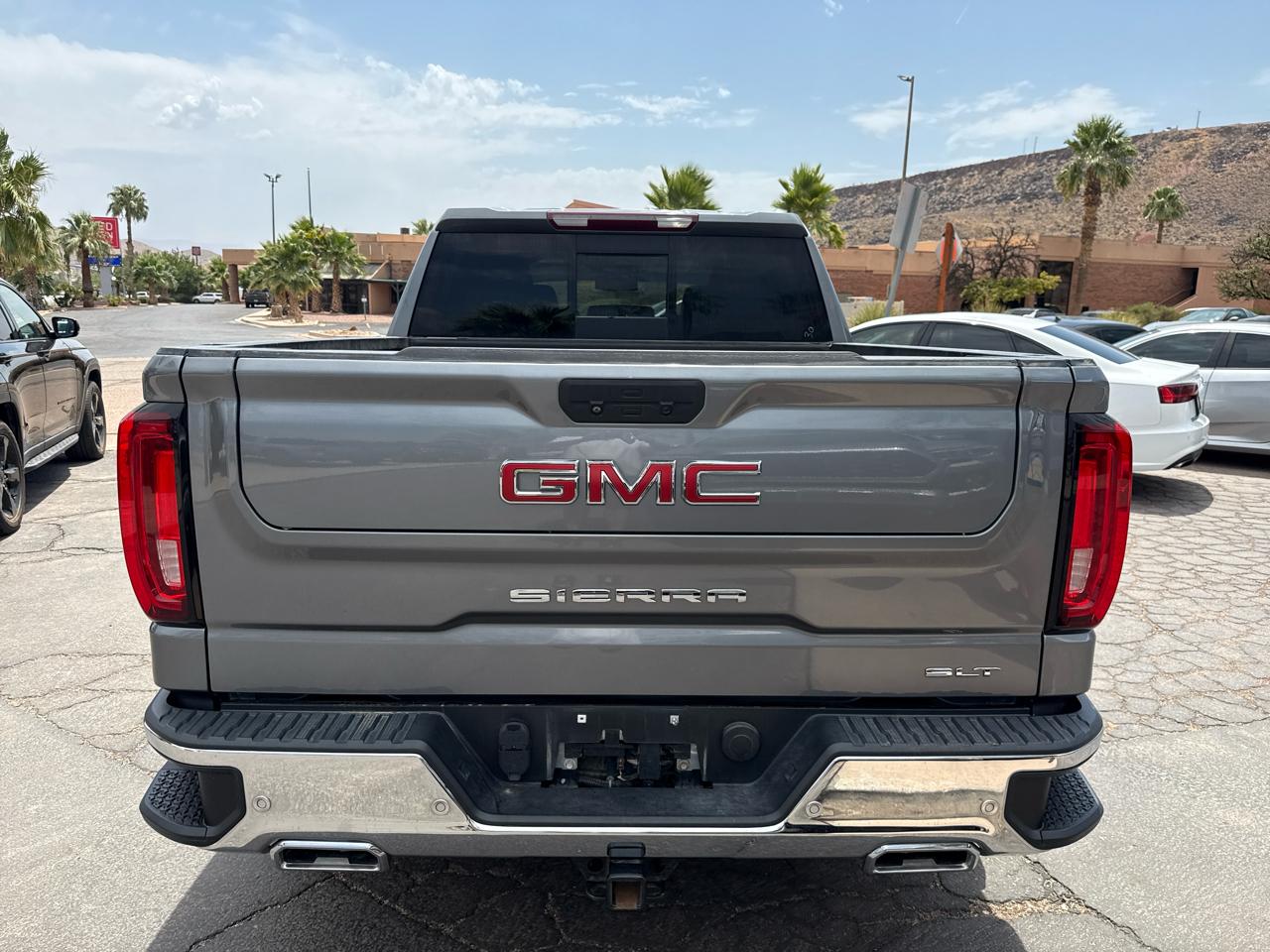 GMC Sierra 1500 4WD Crew Cab 153.0" SLT 2020