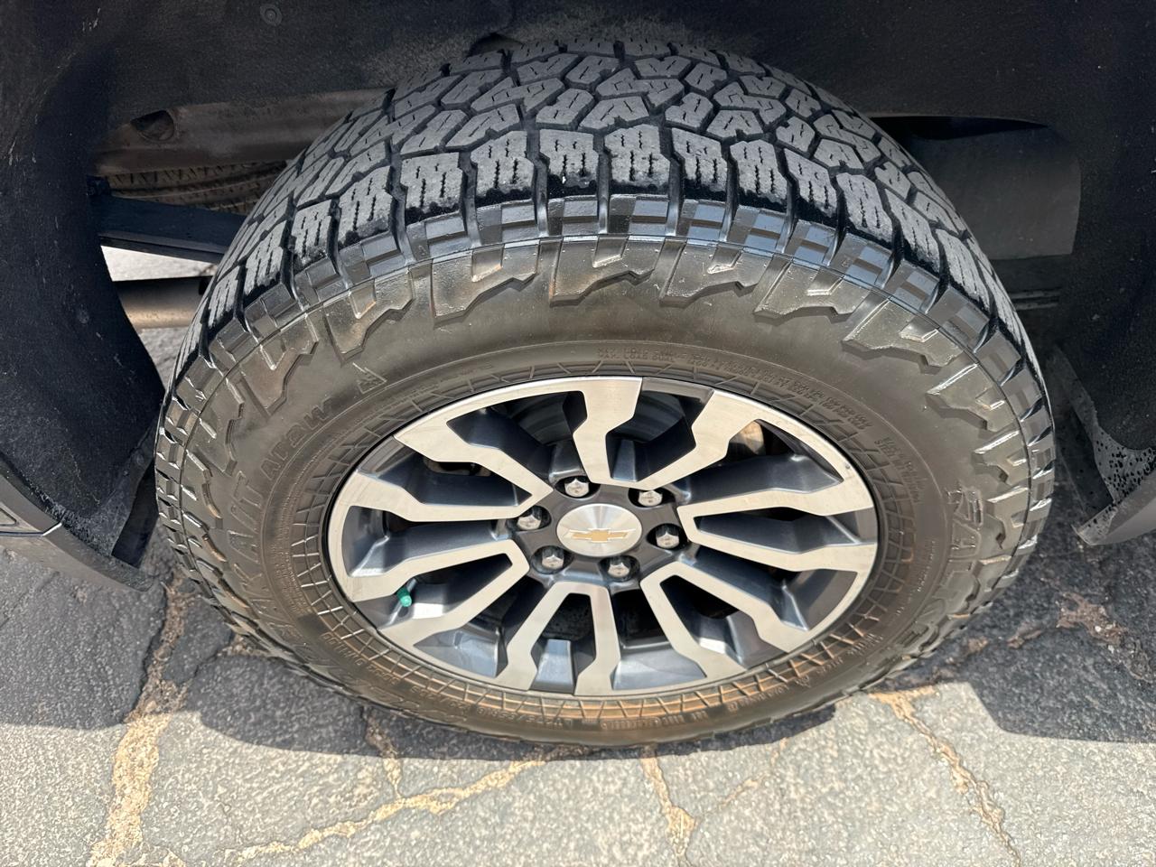 GMC Sierra 1500 4WD Crew Cab 153.0" SLT 2020